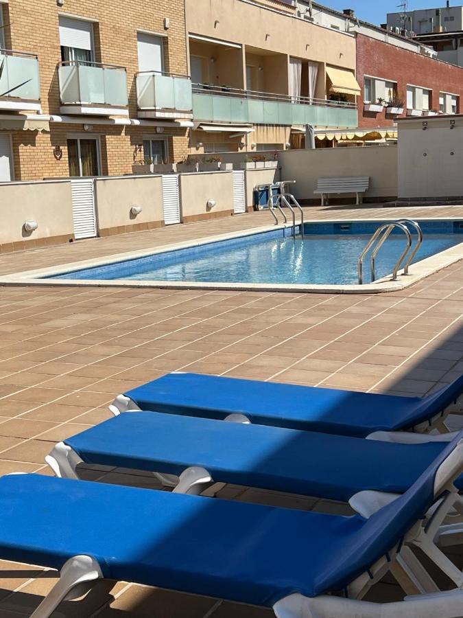 Cozy Beach House With Pool & Bbq Cubelles Exteriör bild