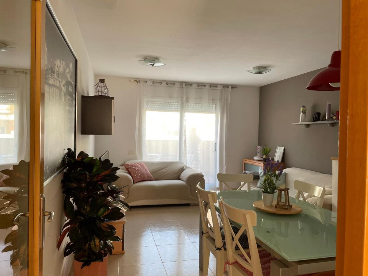 Cozy Beach House With Pool & Bbq Cubelles Exteriör bild